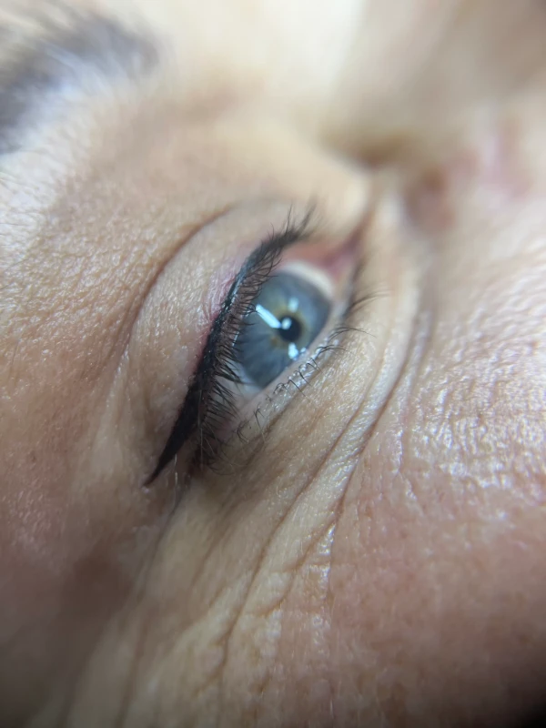 Soft Eyeliner — JT Studio Setúbal